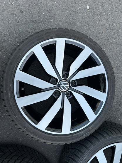 Kompletträder Original Volkswagen Marseille Alufelgen Golf VIII 8 GTI 225/40R18 7,5jx18 ET51 5x112. Top