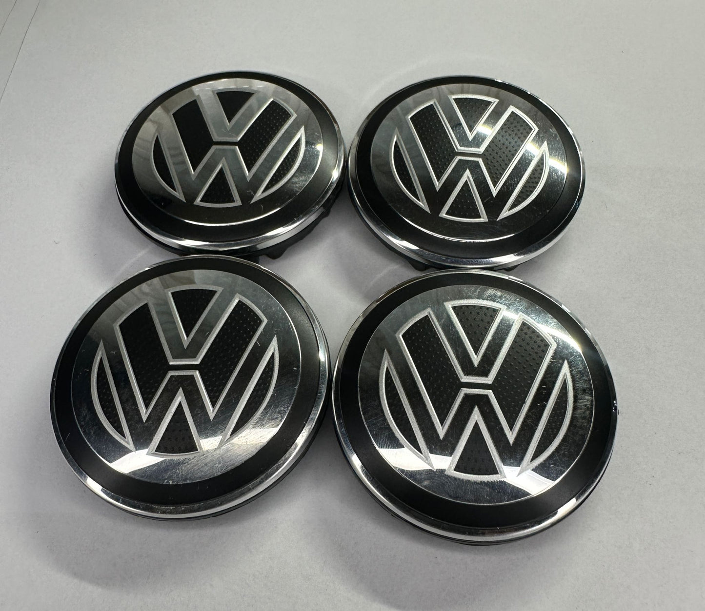 4x 55mm Nabendeckel für VW Felgen