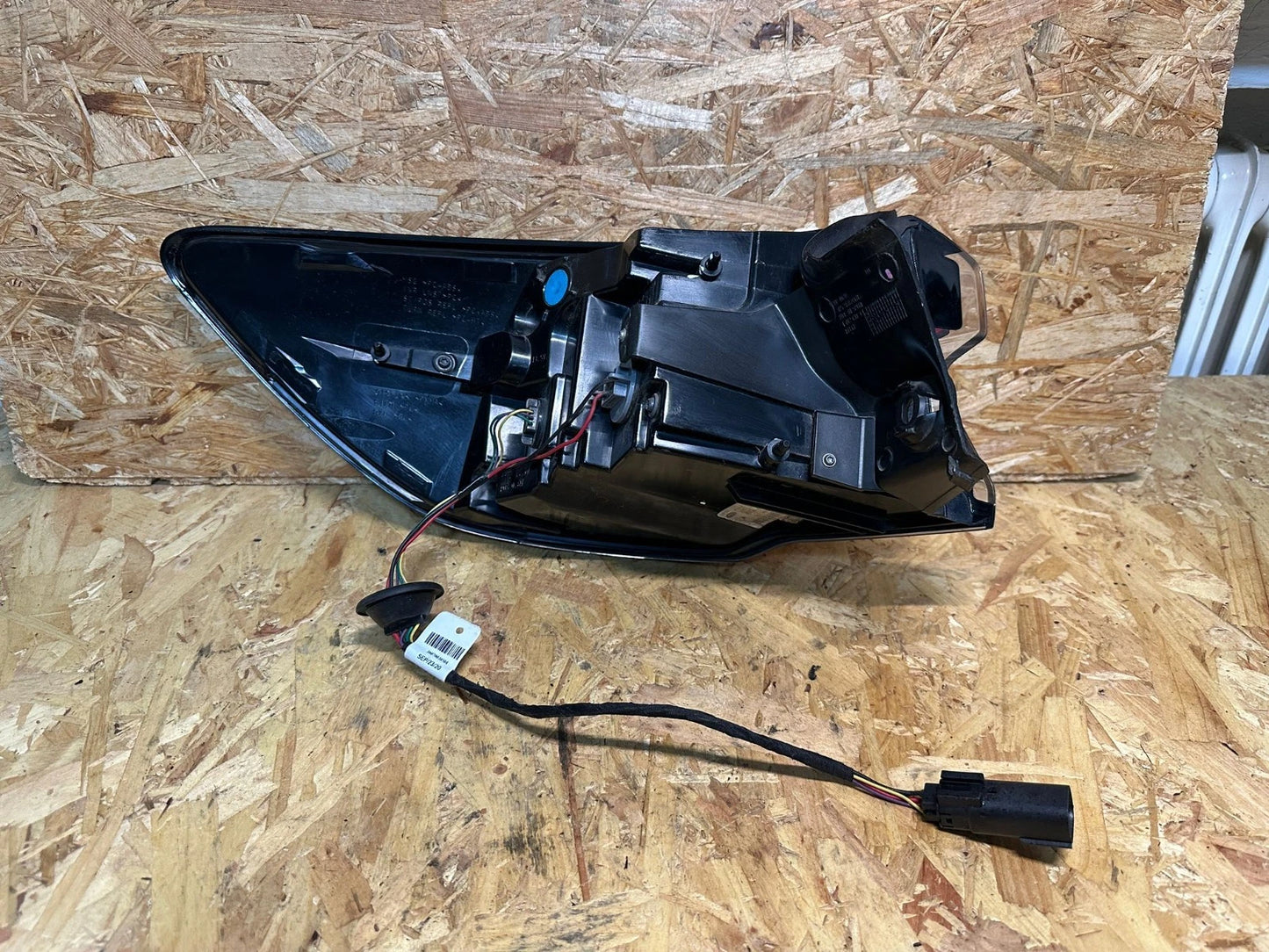 Original LED Heckleuchte Rückleuchte rechts Ford Kuga III 2019-2024